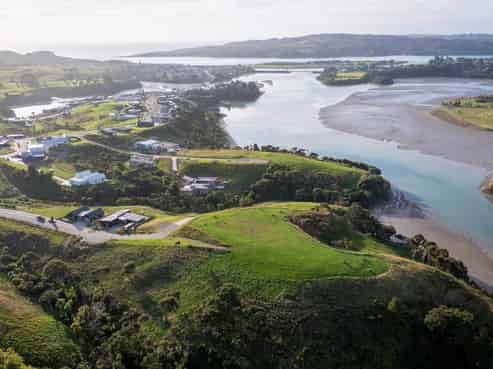 23 Ruruhi Street, Raglan