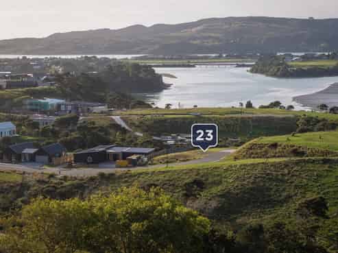 23 Ruruhi Street, Raglan
