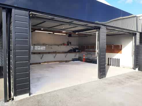 Sales yard and offices 