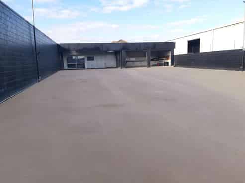 Sales yard and offices 