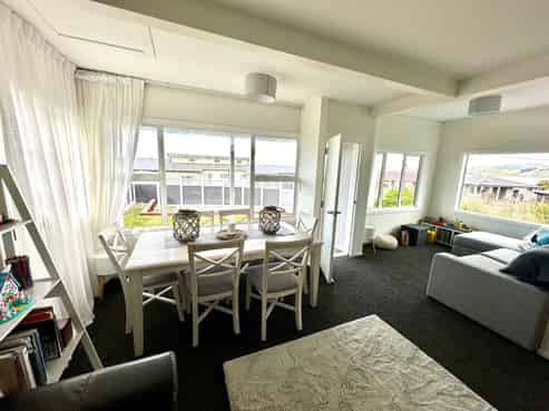 32 Esplanade, Kaka Point