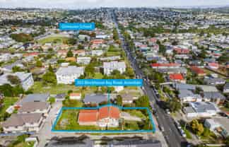 302 Blockhouse Bay Raod, Avondale