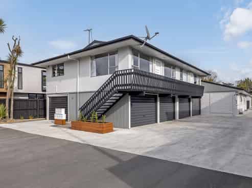 93 Springfield Road, Saint Albans