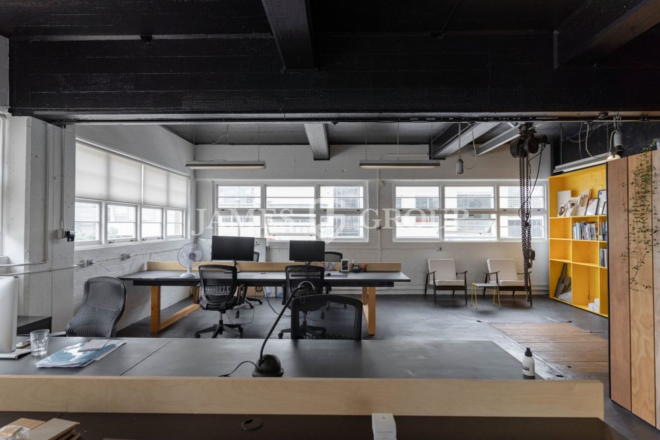 NEWMARKET CHARACTER 88M² OFFICE - Altro