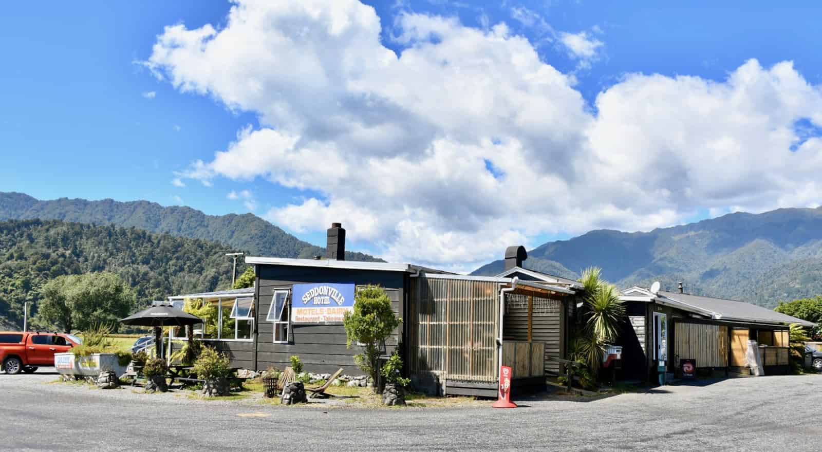 For sale Seddonville Hotel, Seddonville realestate.co.nz
