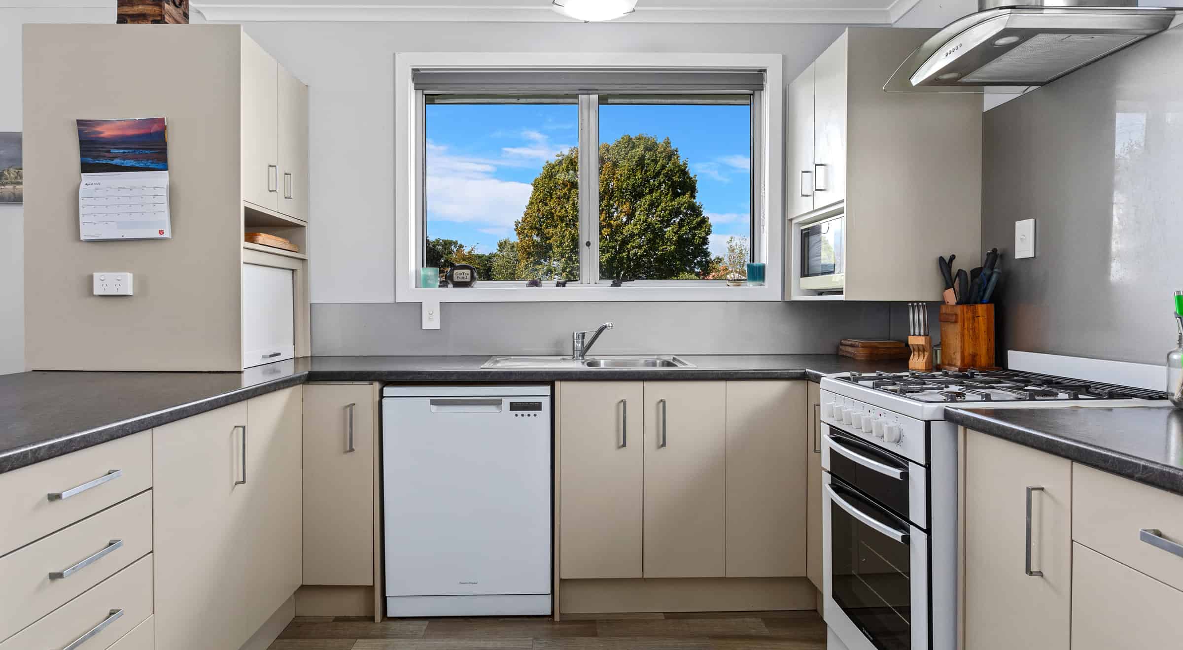 45 Rata Avenue, Edgecumbe, Whakatane For Sale realestate.co.nz