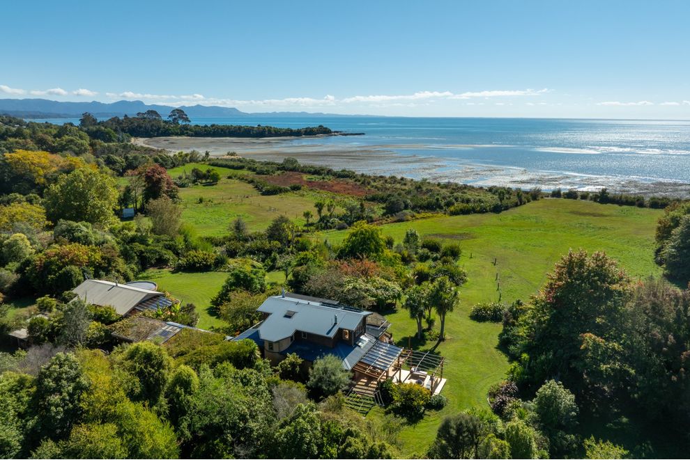 65 Battery Road, Patons Rock, Tasman For Sale realestate.co.nz