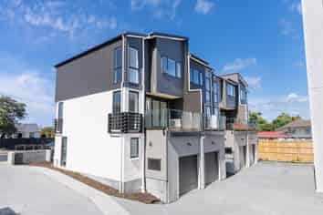 Lots 1-16/12&14 Onewa Road, Northcote Point