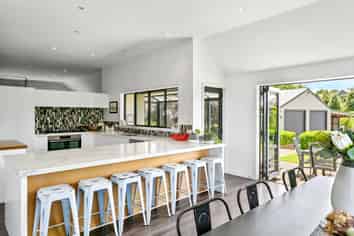 214 Mapara Road, Acacia Bay