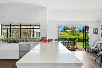 214 Mapara Road, Acacia Bay