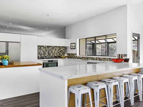 214 Mapara Road, Acacia Bay