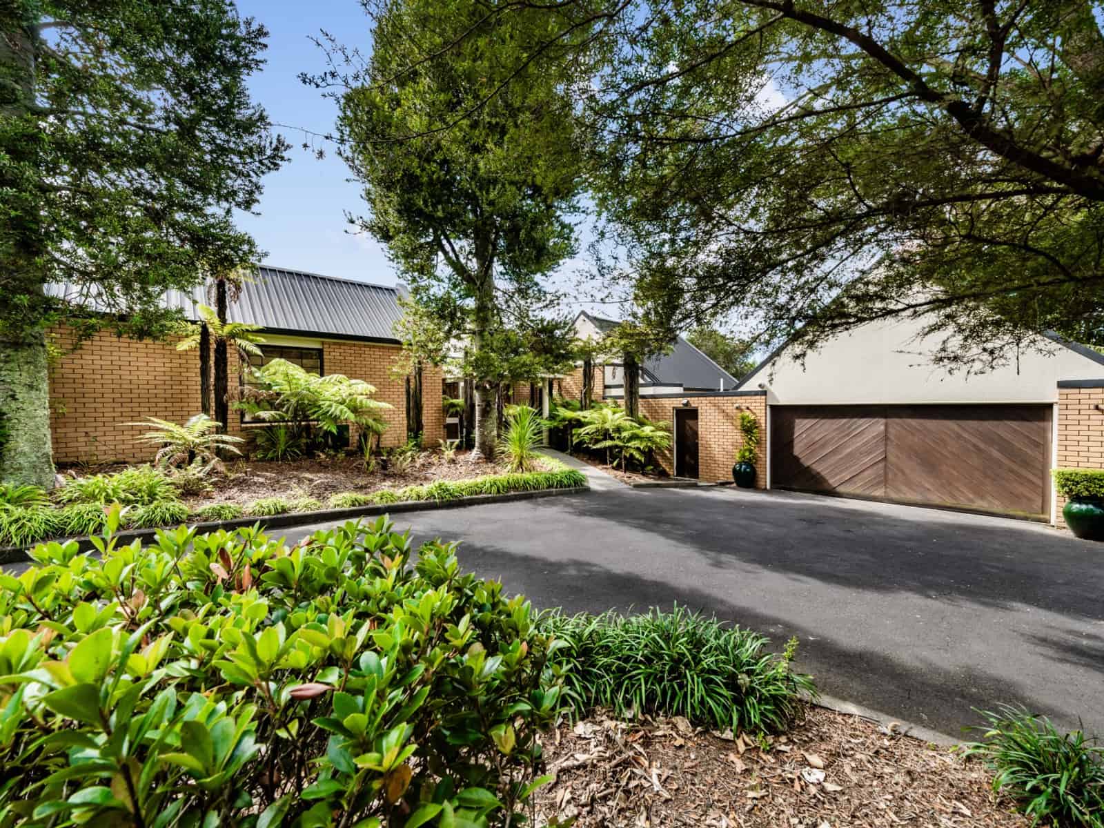 Taupaki Homes and Real Estate for Sale realestate.co.nz