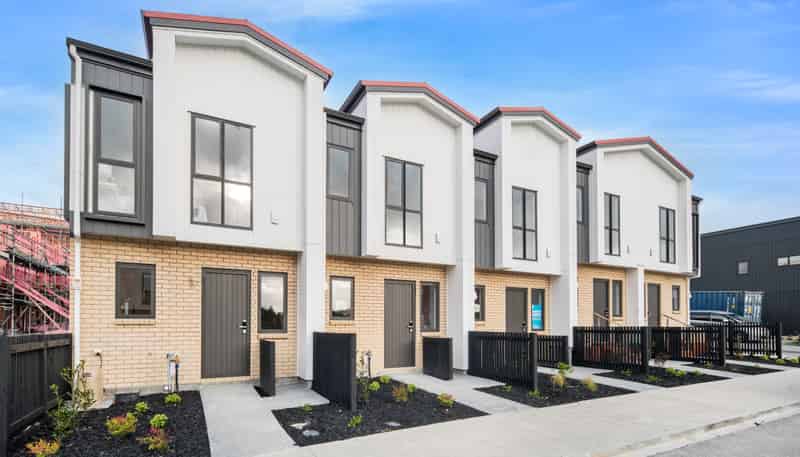 117/241 Flat Bush School Road, Flat Bush