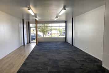Well presented, excellent exposure - For Lease