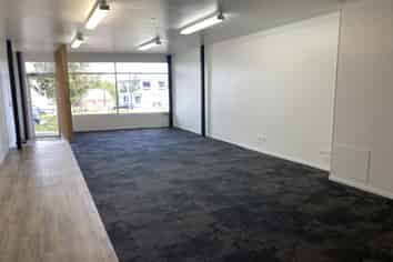 Well presented, excellent exposure - For Lease
