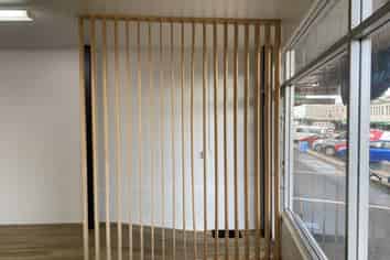 Well presented, excellent exposure - For Lease