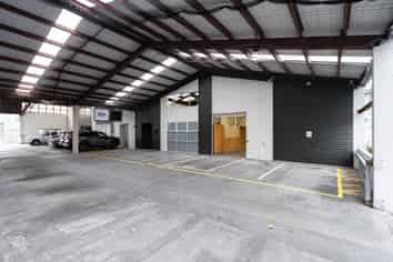 Mount Eden office and warehouse 