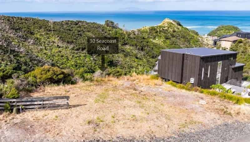 30  Seacoast  Road, Mangawhai Heads