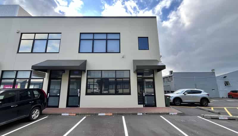 Unit P/383 Khyber Pass, Newmarket