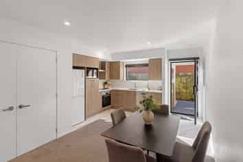 2/277 Armagh Street, Edgeware
