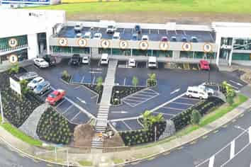 Iconic Hibiscus Coast Building: Lease Now!