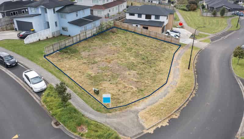 9 Regis Park Drive, Pukekohe