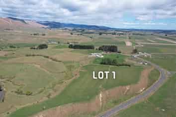  Albert Road Sections, Tokomaru