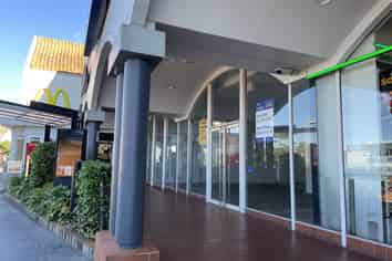 Street Exposure on Manukau Road - For Lease