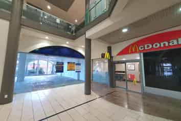 Street Exposure on Manukau Road - For Lease
