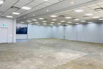 Central New Lynn Retail