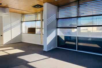Central New Lynn Retail