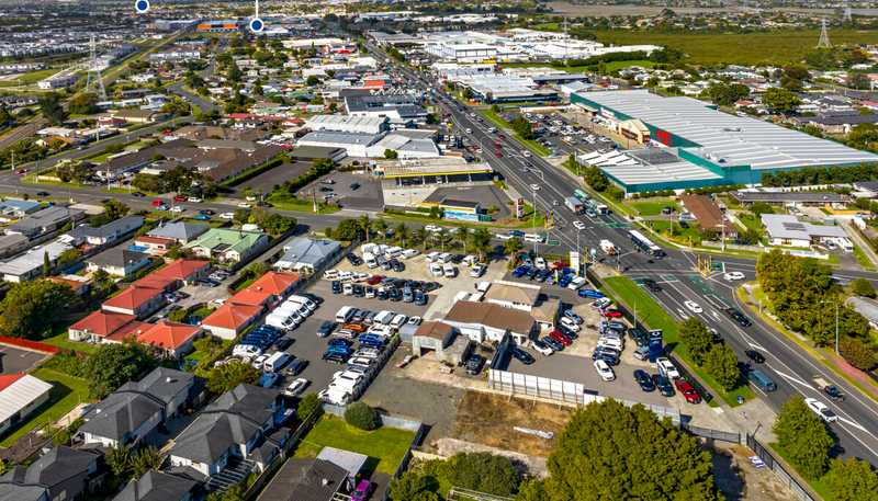156-162 Great South Road, Takanini