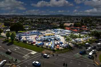 Global Tenant on Prime Corner Site 