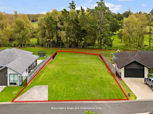 9 Glory Way, Buckland