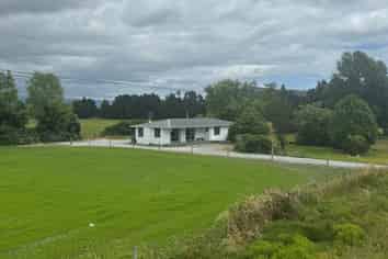 102 Whale Road , Whataroa