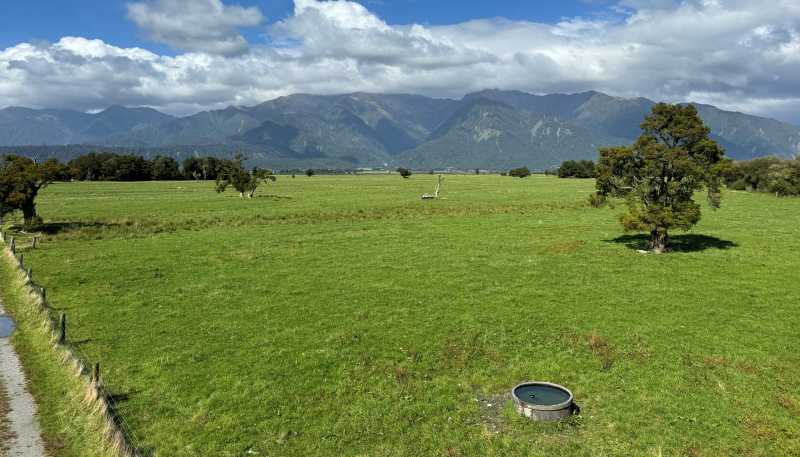 102 Whale Road , Whataroa