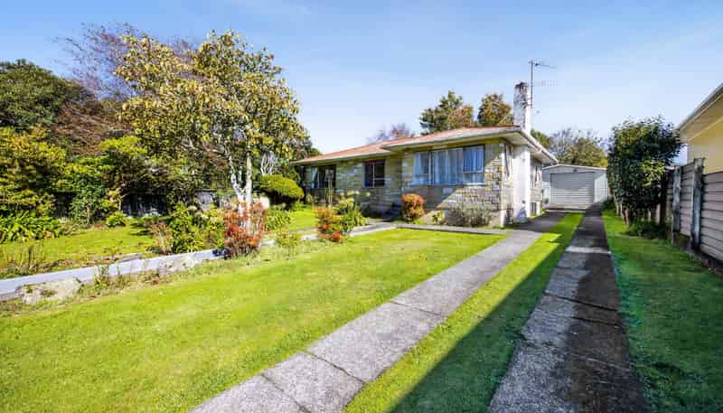 31 Lysander Street, Stratford