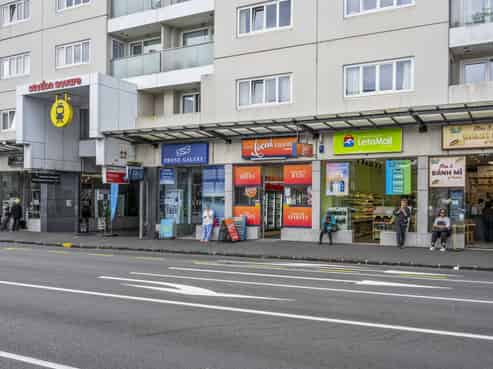 Brand new 4 years Liquor Store Lease