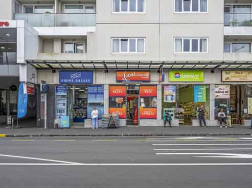 Brand new 4 years Liquor Store Lease