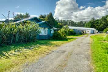 980 State Highway 6, Rapahoe