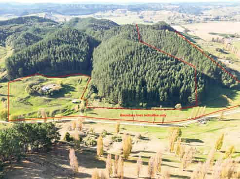 312 Waireka Road, Papaiti