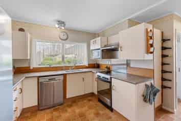 77 Beach Road, Katikati