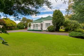 77 Beach Road, Katikati