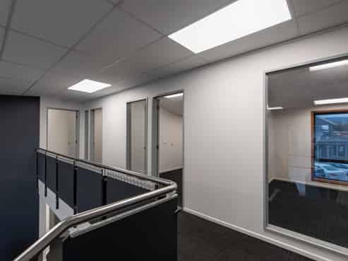 Large Office & Showroom! 
