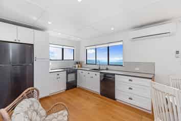 145 Pukehina Parade, Pukehina