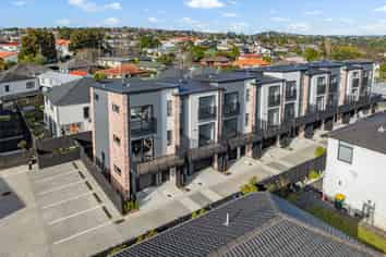 492-494 Richardson Road, Mount Roskill