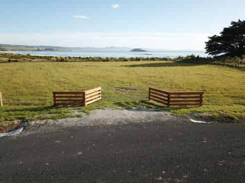 11 Otuarae Drive, Taieri Beach