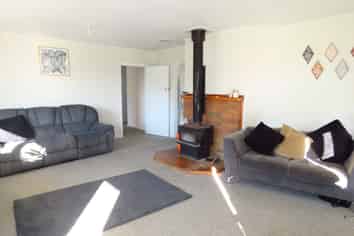2 Larsen Street, Cape Foulwind
