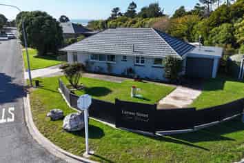 2 Larsen Street, Cape Foulwind