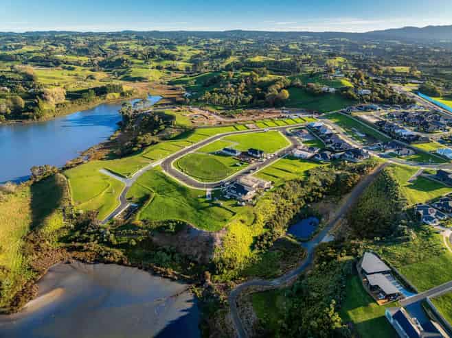 8  Flounder Drive, Omokoroa